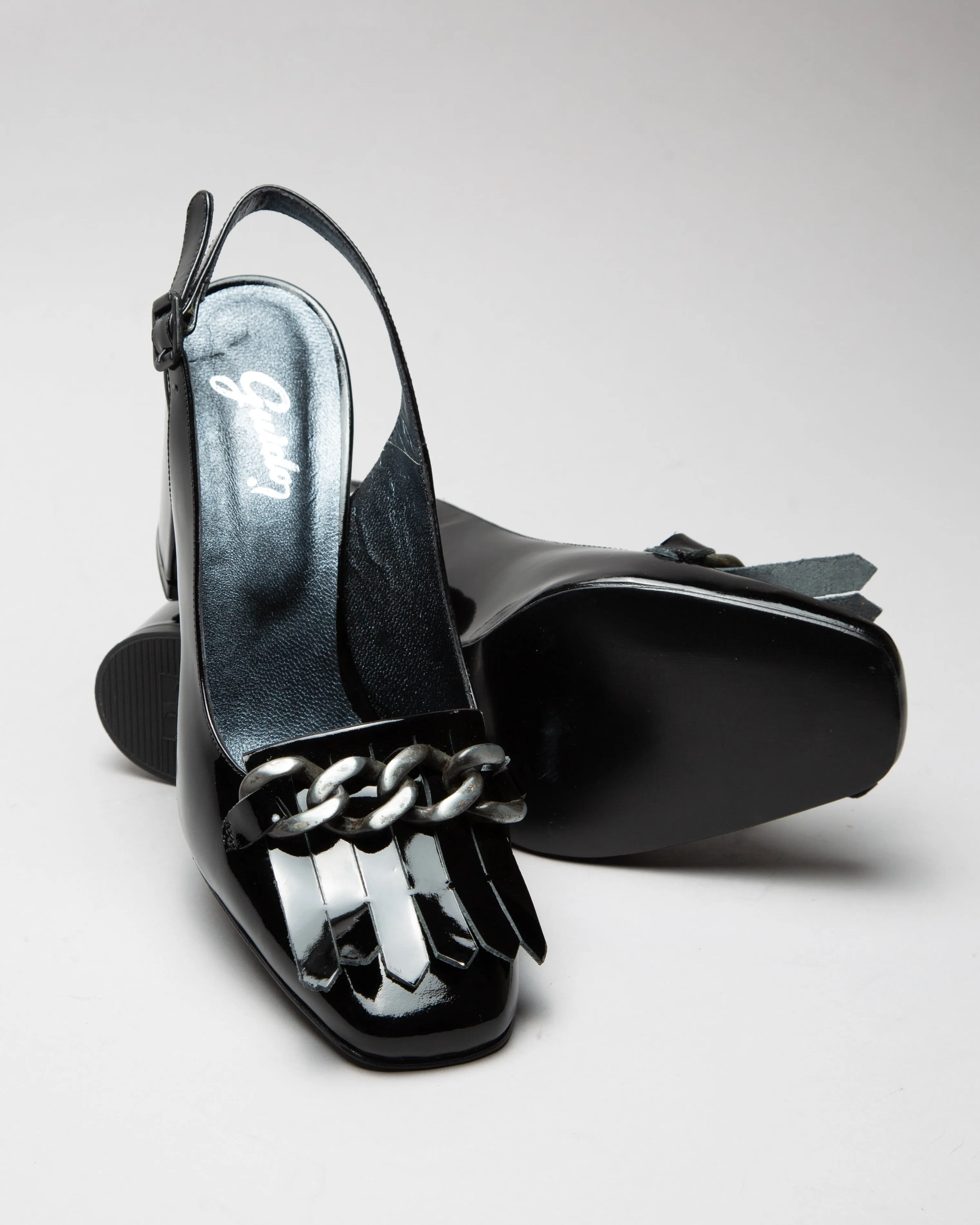 Catena Black