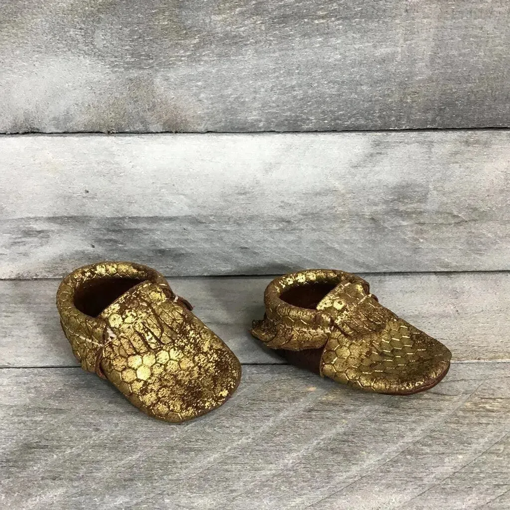 Freshly Picked Soft Sole Leather Honeycomb Moccasins size 1c