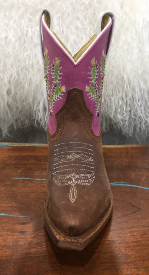 MACIE BEAN GIRL'S PRICKLED PINK BOOTS