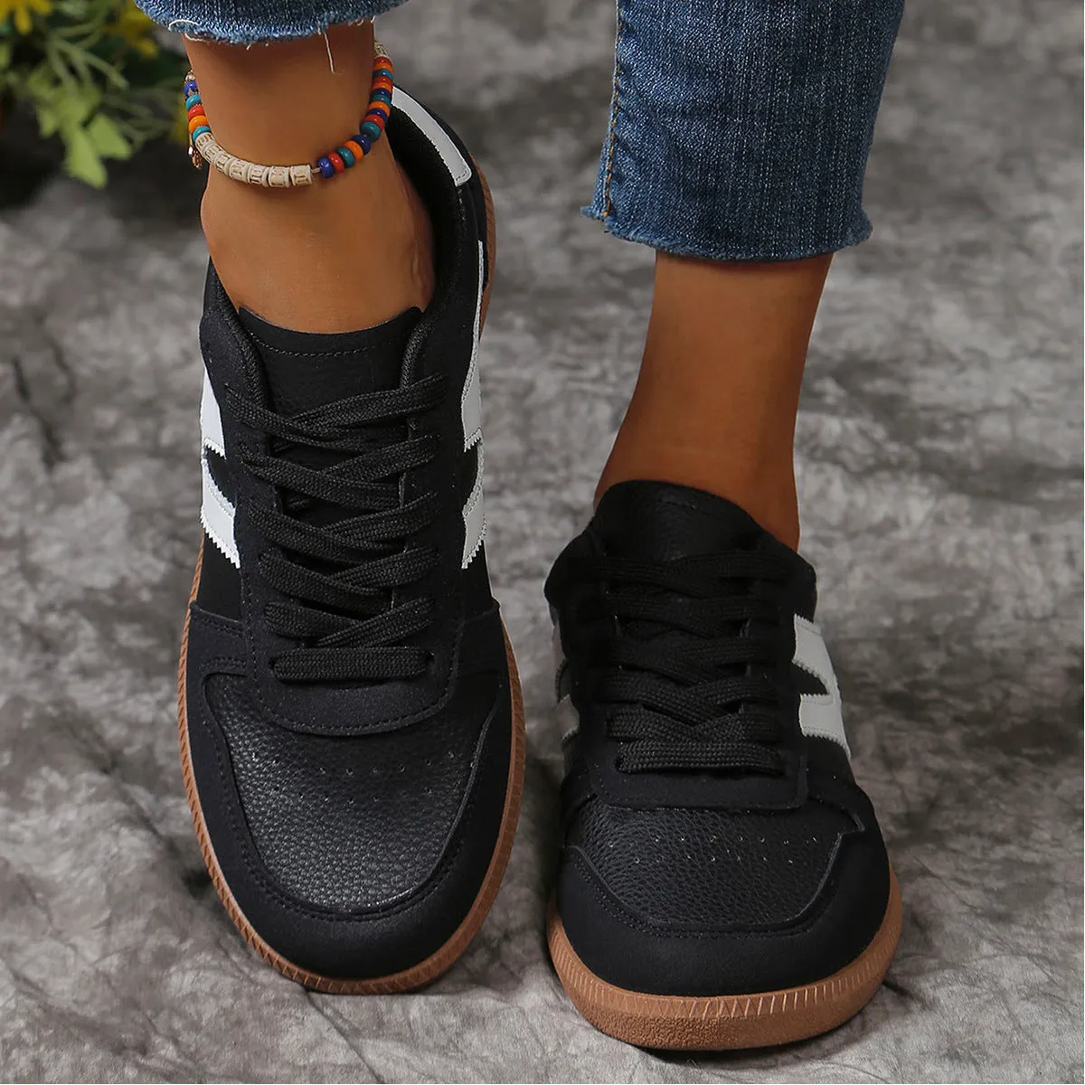 Mikaela Sneakers