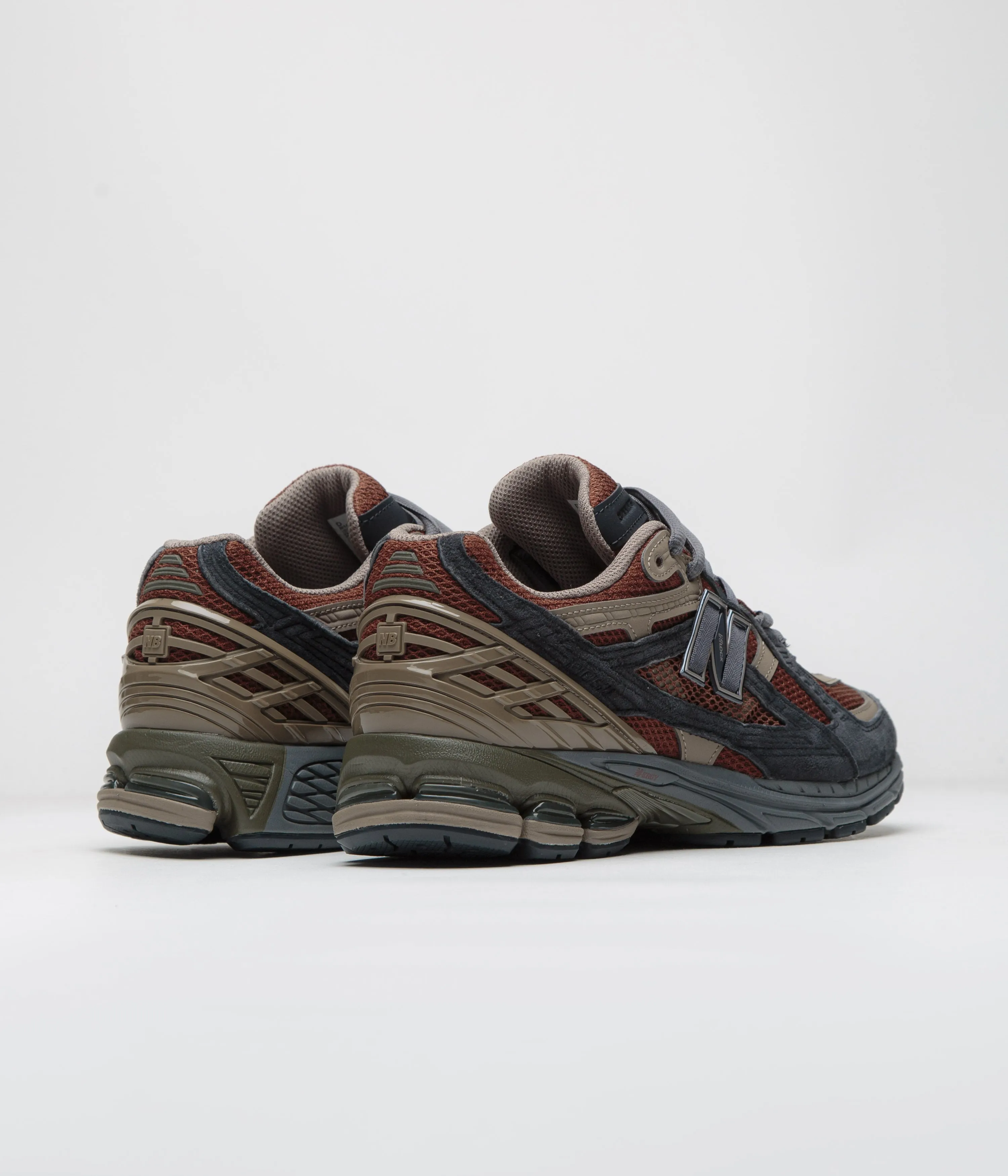 New Balance 1906 Shoes - Rich Oak / Phantom