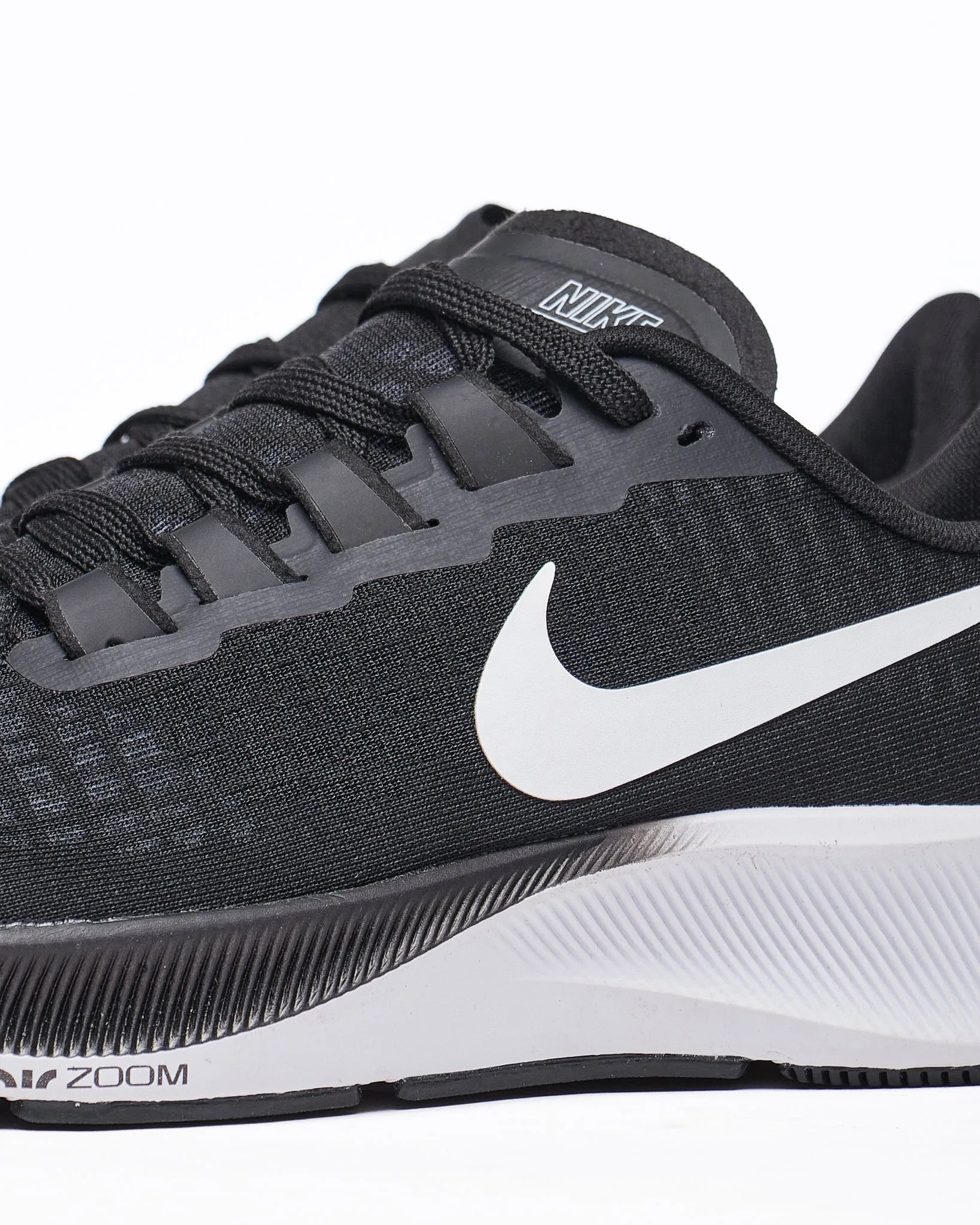 NIK Air Zoom Pegasus Men Black Runners Shoes 74.90