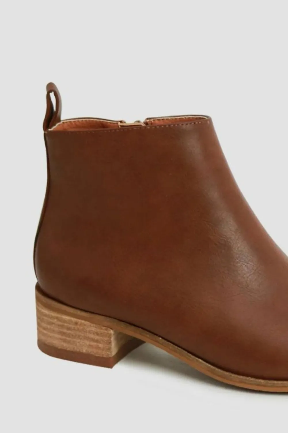 Nomad Boots
