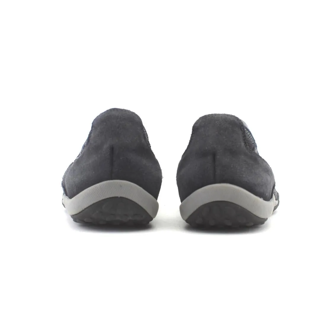 PRIVO BY CLARKS