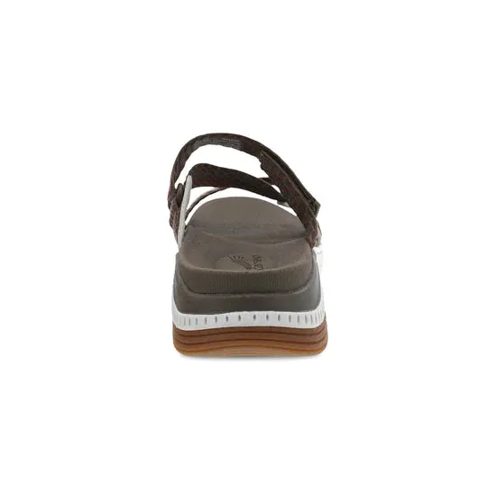 Rosette Adjustable Eva Sandal in Brown