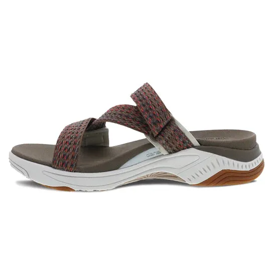 Rosette Adjustable Eva Sandal in Brown