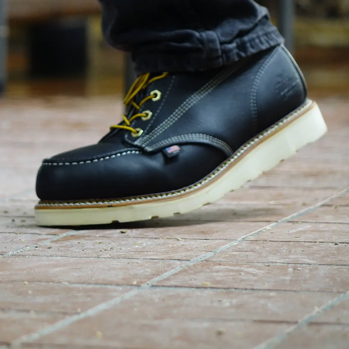 THOROGOOD AMERICAN HERITAGE – 6″ BLACK MOC TOE – MAXWEAR WEDGE™