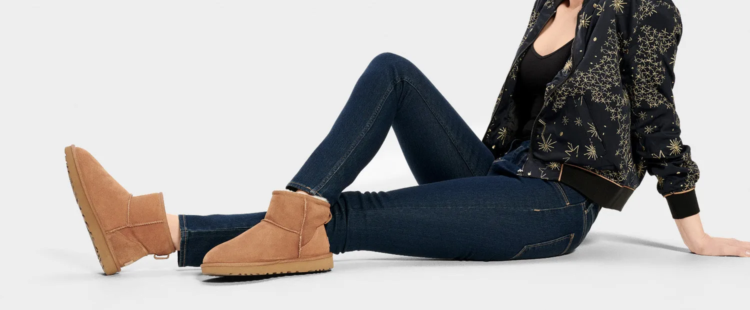 UGG Classic Mini II