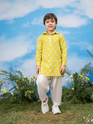 VASTRAMAY Boys Mehendi Green Kurta and Pyjama Set