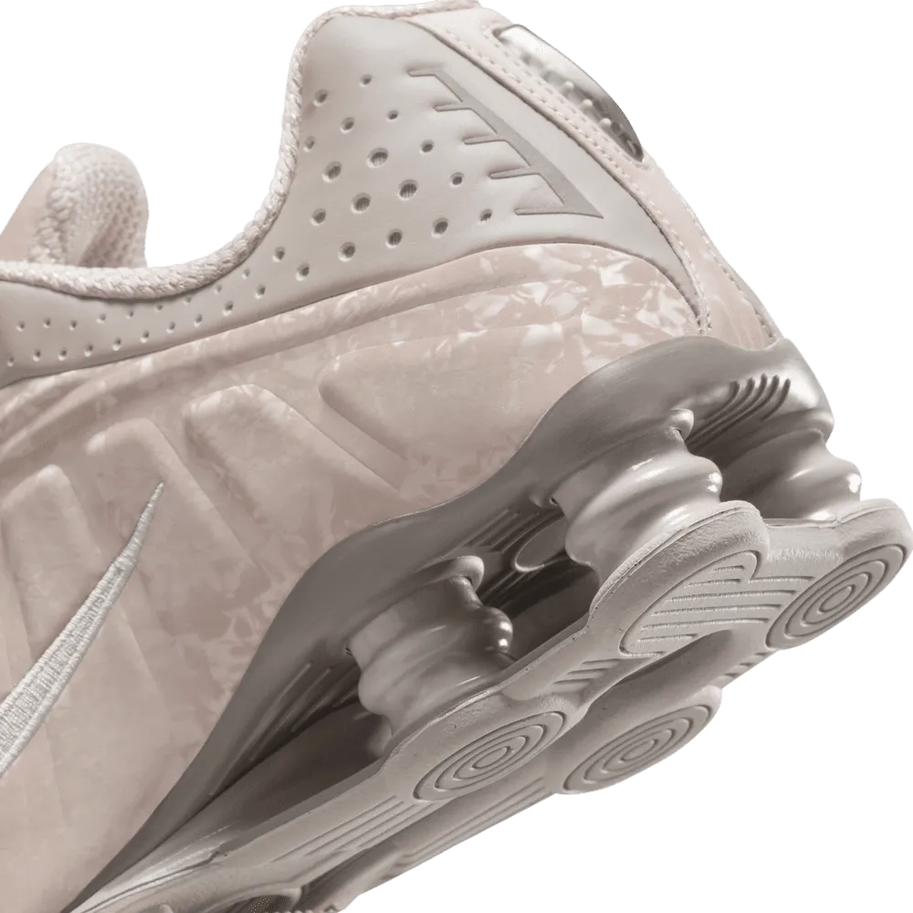 W Shox R4 'Flat Pewter Floral'